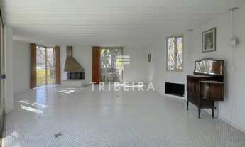 Imagem 3: Imóvel de 230m², com 3 dormitórios (sendo 2 suítes)