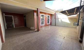 Imagem 2: Casa para Venda em Sorocaba, Central Parque Sorocaba, 4 dormitórios, 1 suíte, 3 banheiros