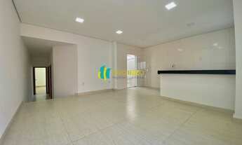 Imagem 2: BELO HORIZONTE - Casa Padrão - Letícia