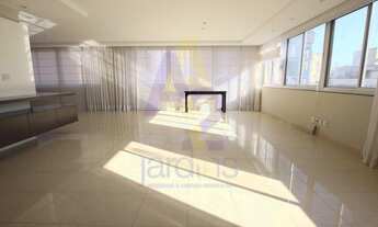 Imagem 3: Apartamento espaçoso, todo reformado com 3 suítes, 3 vagas de garagem e ar condicionado no