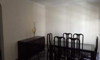 Imagem 3: Sobrado para venda possui 490 metros quadrados com 3 quartos