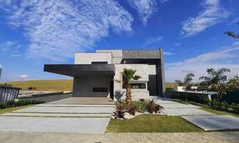 Imagem 2: Sobrado pronto para moradia / 4 suítes / piscina / área gourmet