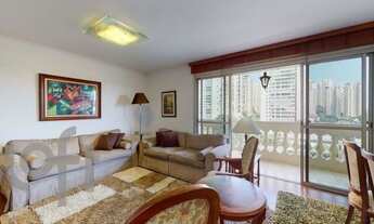 Imagem 1: Apartamento com 132m² de área útil, 2 vagas de garagem, 3 dormitórios sendo 1 suíte, 3 ban