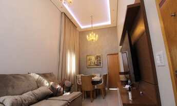 Imagem: Linda Casa Jardim Botânico- Bem localizada