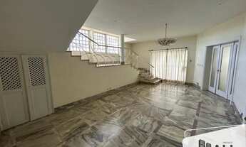 Imagem 2: Casarão Histórico à Venda no Centro de Mirassol com 5 Quartos por R$ 1.850.000