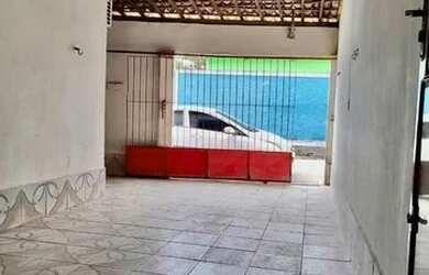 Imagem 2: Casa para aluguel possui 132 metros quadrados com 3 quartos em Santa Lúcia - Maceió - Ala