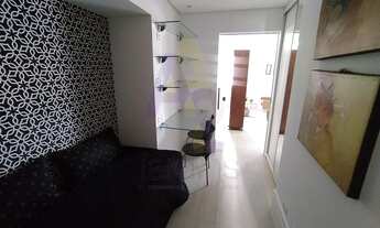 Imagem 6: Imóvel mobiliado e reformado com 3 suítes, claro e arejado em rua procurada na parte baixa