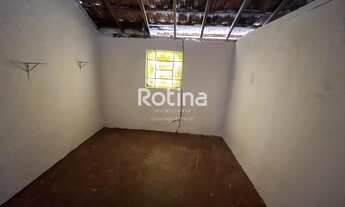 Imagem 6: Casa para aluguel, 2 quartos, 1 vaga, Saraiva - Uberlândia/MG