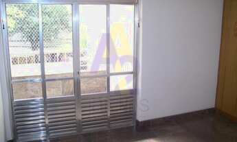 Imagem 7: Apartamento espaçoso de 2 dormitórios com varanda e quintal. Coladinho na Av. Paulista