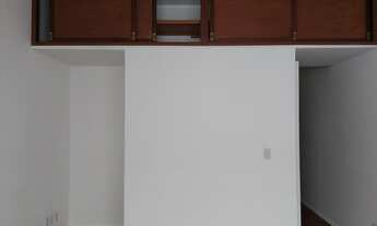 Imagem 3: Apto Centro, reformado, local nobre, Rua 16 de março, excelente preço - Petrópolis - RJ