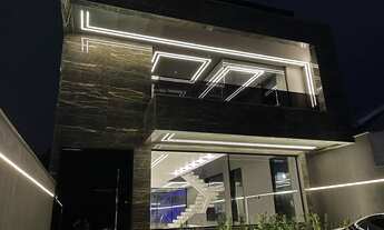 Imagem 4: Casa de condomínio para venda possui 500 metros quadrados com 5 quartos