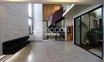 Imagem 3: Casa para aluguel, 3 quartos, 2 suítes, 2 vagas, Vigilato Pereira - Uberlândia/MG