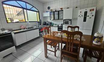 Imagem 6: Sobrado em Rua Francisco Barbosa - Vila Ponte Nova - Cubatão/SP