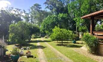 Imagem 7: Sítio impecável, com 1.881m² de área, casa em alvenaria averbada, com ótima estrutura!