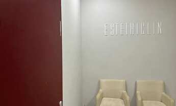 Imagem 2: Sala com 30,30m2 de área privativa na entrada do PitubaVille