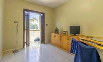 Imagem 3: Sobrado em Avenida Oswaldo Gonçalves Cruz - Ipanema - Porto Alegre/RS