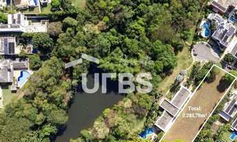 Imagem: Imóvel para venda tem 2281 metros quadrados