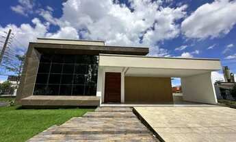 Imagem: VENDE CASA TÉRREA 4 SUÍTES PISCINA