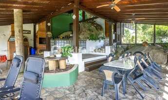 Imagem 4: Casa com heliponto em Ilhabela