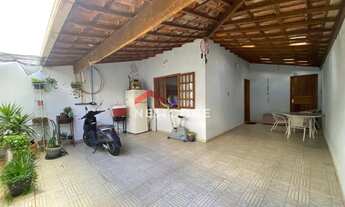 Imagem: Casa em Rua dos Álamos - Lúcio de Abreu