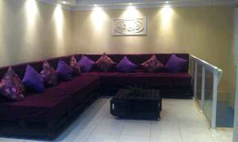 Imagem 2: Sobrado á Venda com 4 Quartos e 2 Suítes, Bairro Limoeiro