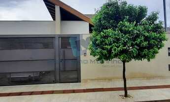 Imagem 2: Casa muito aconchegante, rica em planejados, moderna e pronta