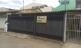 Imagem: Lote com 2 casas de 1 e 2 quartos