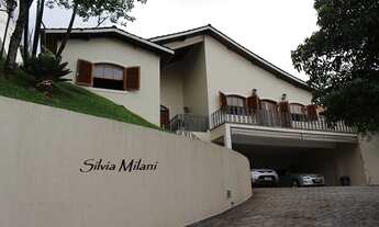 Imagem 5: Casa em São Paulo com 1.000 m² e vista panorâmica para a Serra da Cantareira