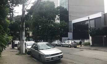 Imagem 2: Casa térrea para venda 300m2, 4 quartos, 2 vagas, próxima ao Aeroporto de Congonhas