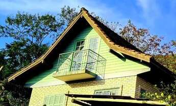 Imagem 2: Casa a Venda no Sambaqui, em Florianópolis, SC