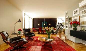 Imagem 3: Apartamento com 3 suítes, reformado, com ar condicionado em todos os ambientes e 2 vagas d