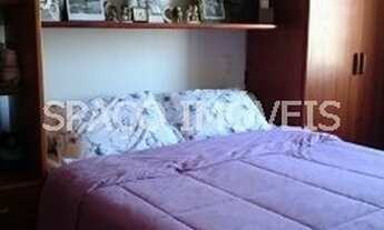 Imagem 6: Boa localização, fácil acesso à condução e comércio local farto