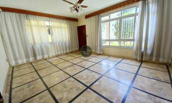 Imagem 5: Sobrado para venda possui 180 metros quadrados com 3 quartos em Embaré - Santos - SP