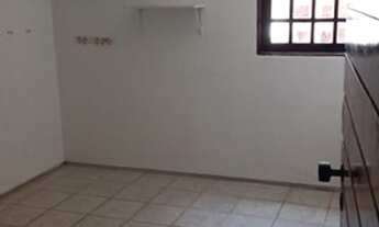 Imagem 4: Candeias | Ótima Casa C/ piscina | 200 m² de área útil