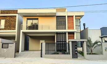 Imagem 2: Sobrado à venda, 3 quartos, sendo 3 suítes, Bairro Jaraguá Esquerdo, Jaraguá do Sul/ SC