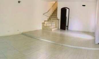 Imagem: EXCELENTE CASA COM 4 QUARTOS, 1 SÚITE