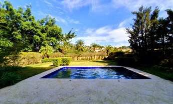 Imagem 4: Casa com arquitetura clássica no milo do bairro