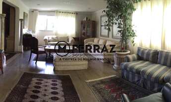 Imagem: RUA SUPER ARBORIZADA EM UM LUGAR SUPER TRANQUILO