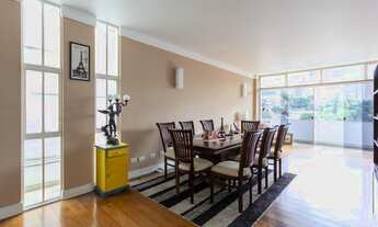 Imagem 3: Casa de 379 metros quadrados no bairro Pinheiros com 3 dormitórios