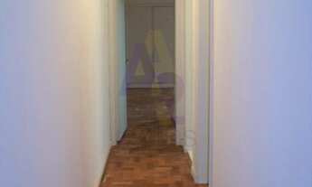 Imagem 6: Apartamento espaçoso com 3 dormitórios e banheiros reformados. Bem localizado no Jardim Pa