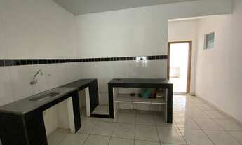Imagem 7: Linda casa na we45 de 2/4 com 200m²