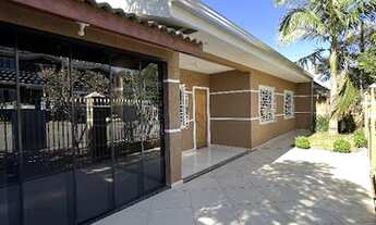 Imagem: Casa próxima ao Lago