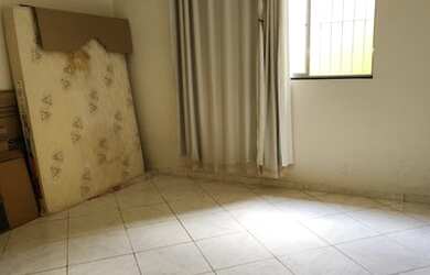 Imagem 2: 3 qts , casa bem grande lateral a principal