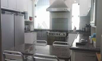 Imagem 6: Casa Assobradada a Venda, Jardim Entre Serras, 250m², 4 quartos, 3 suítes, 3 banheiros, 3