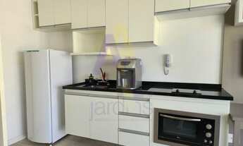 Imagem 6: Studio em ótimo estado. Mobiliado com cozinha equipada e ar condicionado. Com varanda fech