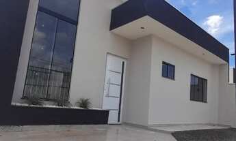 Imagem: Casa c/ 1 suíte, sala c/ pé direito alto