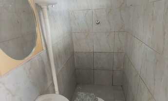 Imagem 4: Aluga se kitnet Quarto com aluguel por R$800 /mês