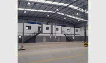 Imagem 6: Imóvel para locação ótimo para empresas, industrias e comércios, ele possuí um espaço ampl