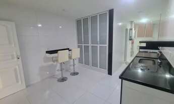 Imagem 4: Apto p/ alugar na Praia do Flamengo com 220 m², 4 quartos sendo 1 suite e 1 revertido pra