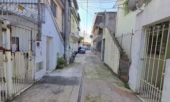 Imagem 2: Casa com 1 dormitório, sala, cozinha, banheiro e área de serviço